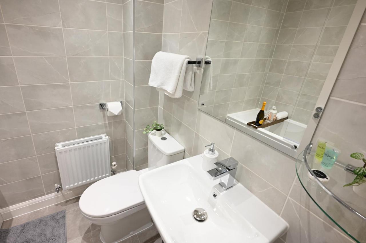 Luxury 4 Bed House With Gated Parking In The Heart Of Birmingham! Lejlighed Eksteriør billede